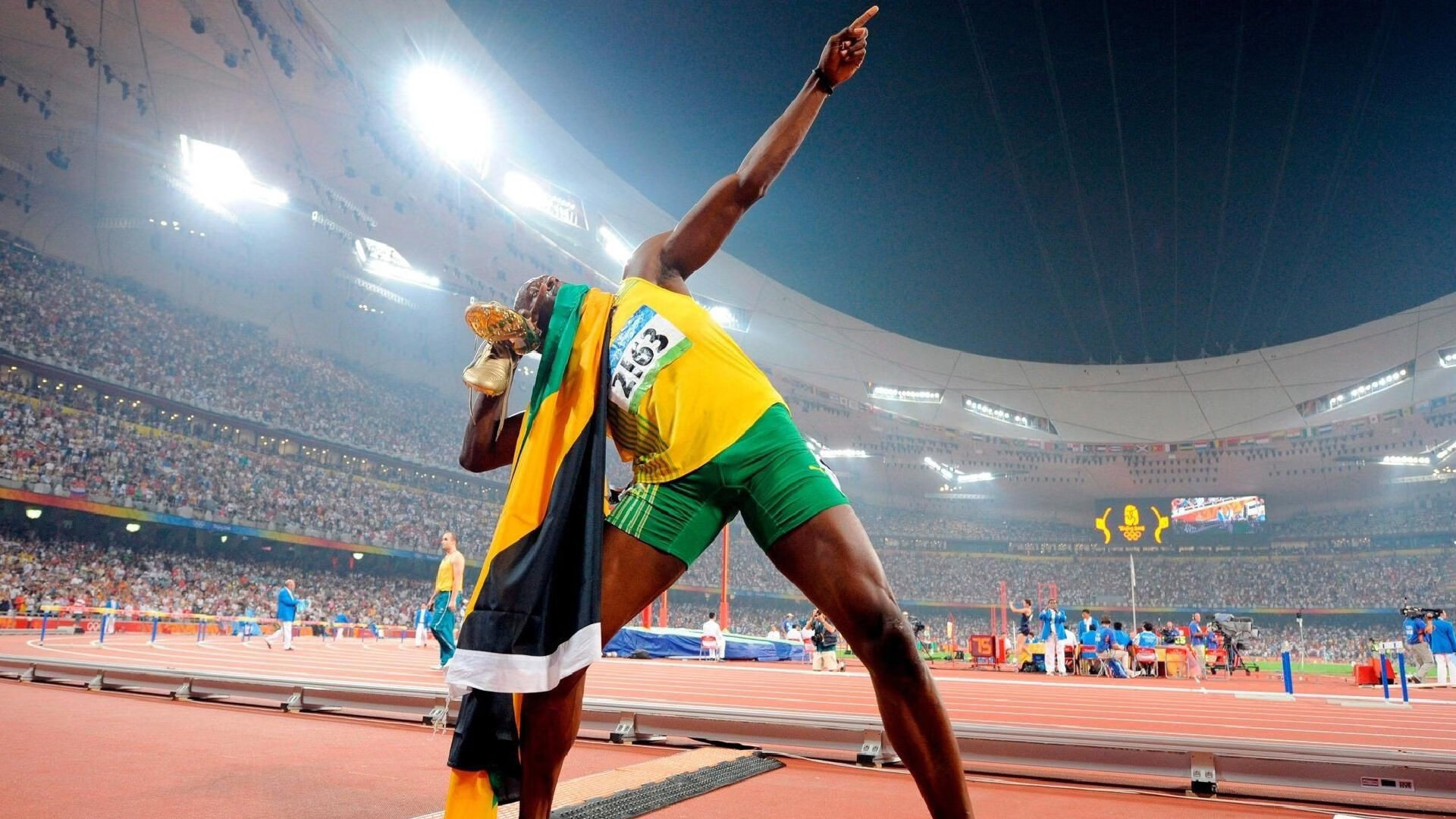 开云权威入口-伊朗球迷在雪中烤羊肉串助威，被冬奥组委点名表扬，伊朗足球场